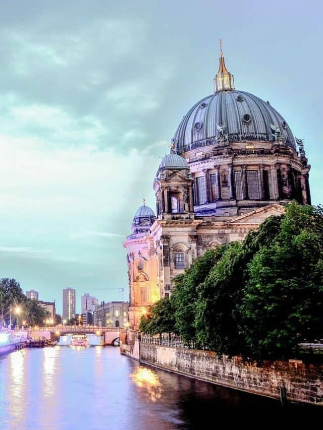 10 ROMANTIC THINGS TO DO IN BERLIN STORY