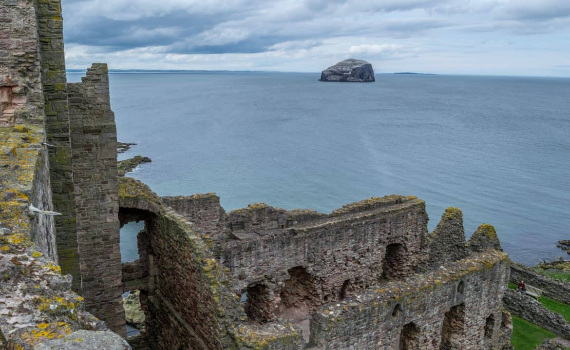 10+ Super Romantic Things to Do in Edinburgh, Scotland