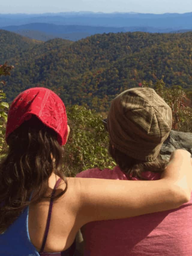 cropped-Mountains-and-intimate-love.jpg