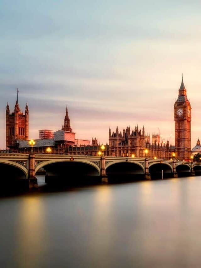 TOP 15 ROMANTIC THINGS TO DO IN LONDON STORY