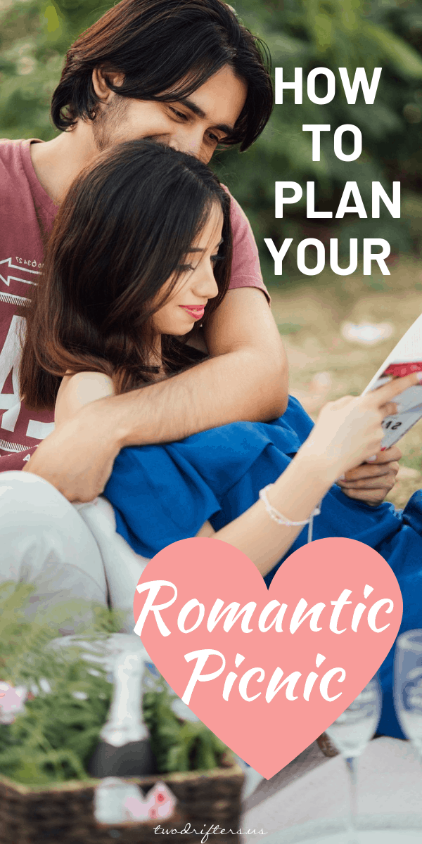 Pinterest social image that says “How to plan your romantic picnic.”