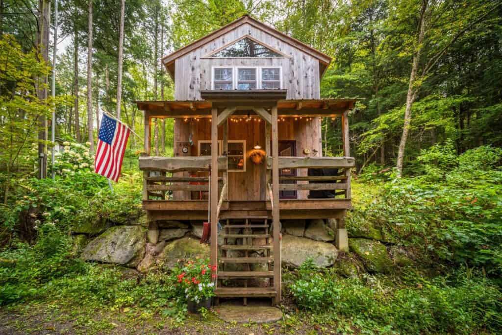 These are the Most Romantic Cabins in Vermont