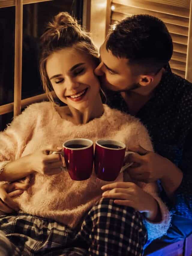 35 MAGICAL, ROMANTIC CHRISTMAS DATE IDEAS STORY
